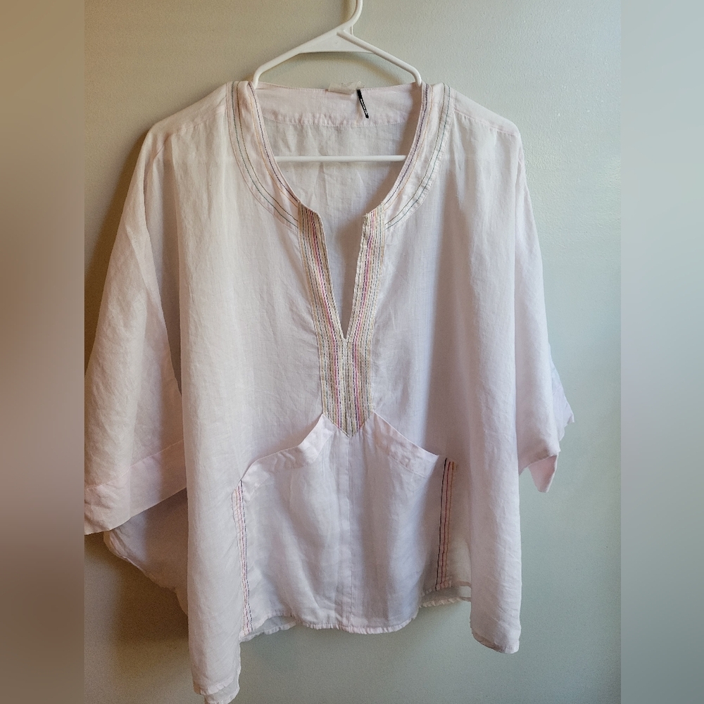 Akemi + Kin Martinique Embroidered Poncho Top Pink Rose Anthropologie, XS